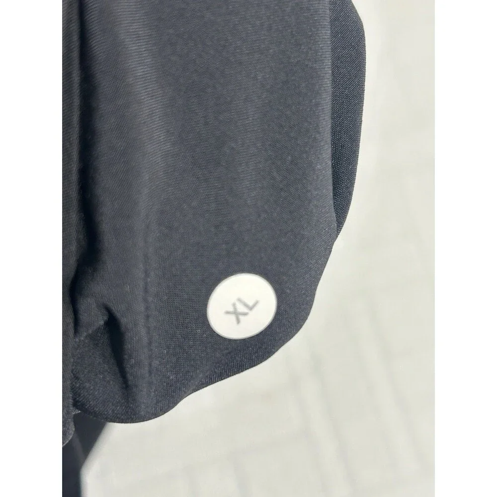 EUC! LULULEMON Sz. XL  Men Linerless 10